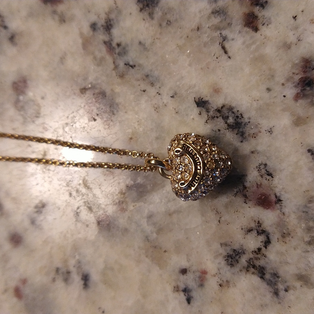 Juicy couture heart necklace